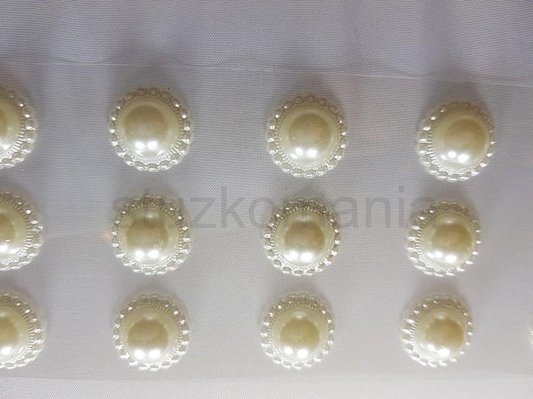 Nalepovacie kvietky krémové 16 mm DY675