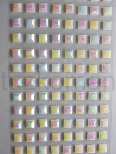 Nalepovacie kamienky 8 mm biele opal DY566